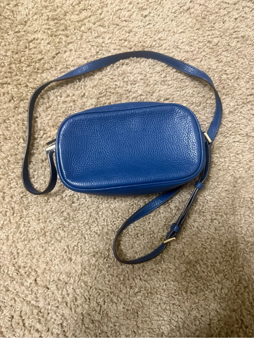 Michael Kors compact pebbled